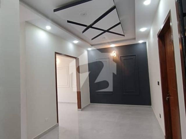 2 Bed D. Semi Furnished Lease West Open Single Belt 60 Ft Road Flat For Sale In Capital Society, Sch 33