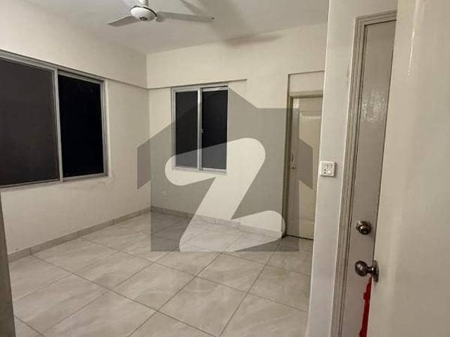 2 bed dd, 1st floor, with lift, 1000 sqft, 3 washroom, 3 side corner, new building