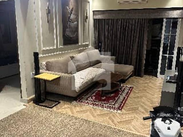 2 Bed DD West Open Corner Beautiful Flat Well Maintained Well Desing