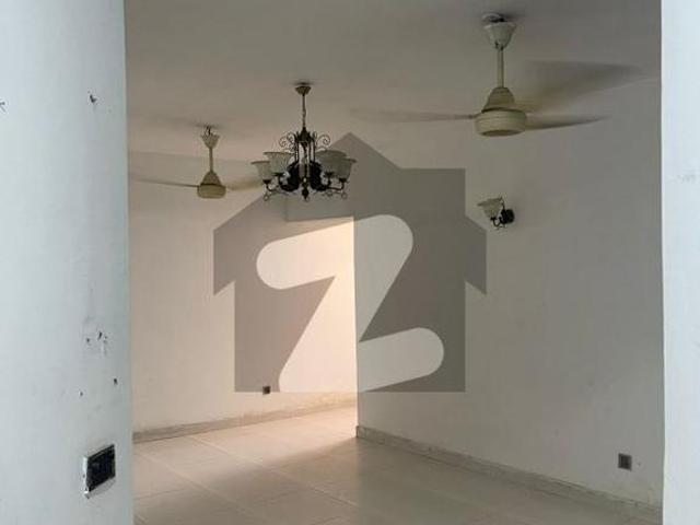 2 Bed DD With 3 Bath For Rent In Country Club Apartments DHA Phase 5