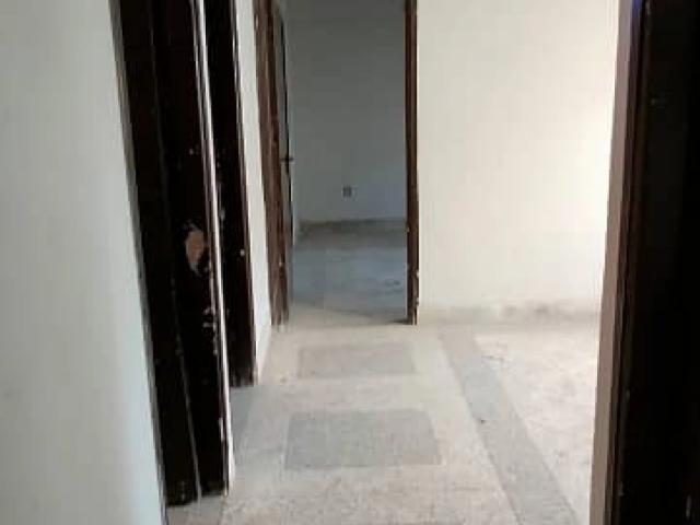 2 bed dd Apartment 3rd floor Karachi Gulshan e iqbal Block 13D 3 ID 81629