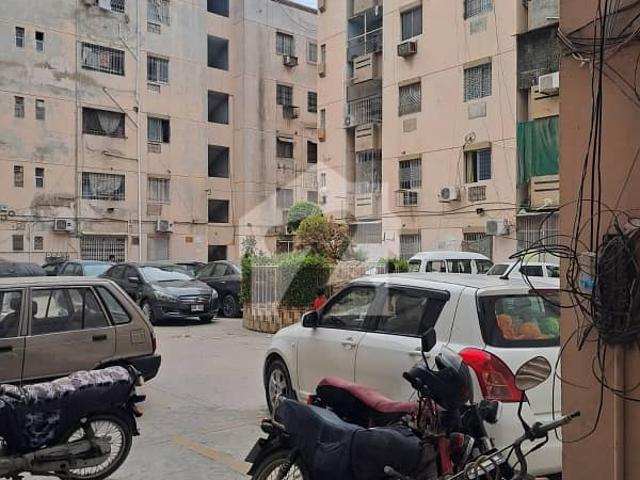 2 Bed DD Apartment For Sale In Sumaira Avenue Gulistan E Jauhar Block 16