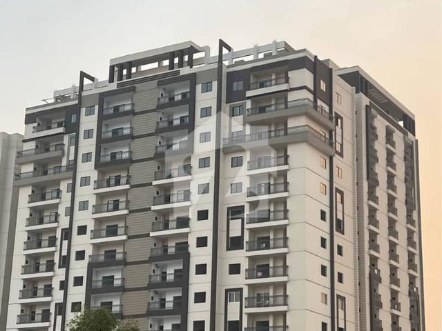 2 bed dd appartment available for sale