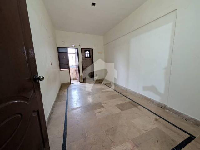 2 Bed DD For Sale 13th Comm St, Phase 2 Ext, Prime Corner Building!