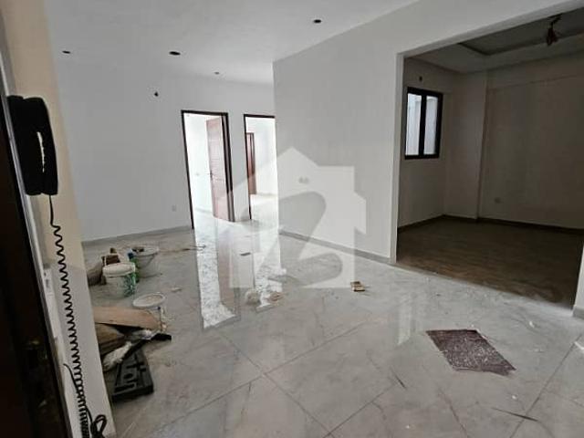 2 Bed DD Flat Available For Sale At Main University Road