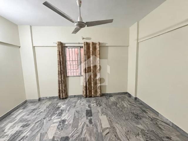2 Bed Dd Flat Available For Sale In Jauhar Block 16