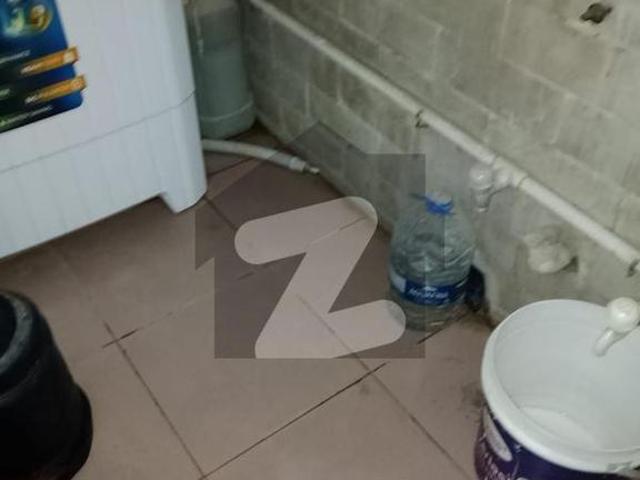 2 bed dd flat available for rent at block 11 gulshan e iqbal block 11
