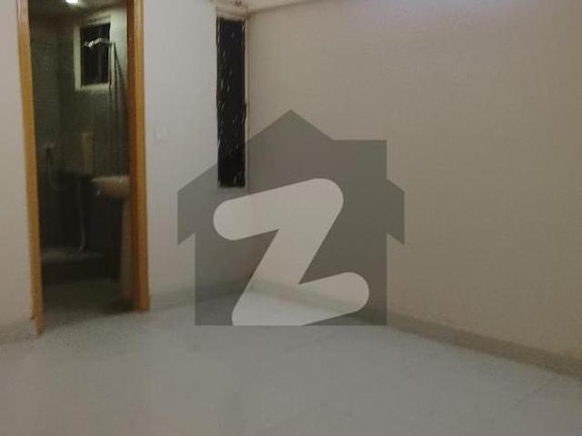 2 Bed DD Flat For Rent Scheme 33