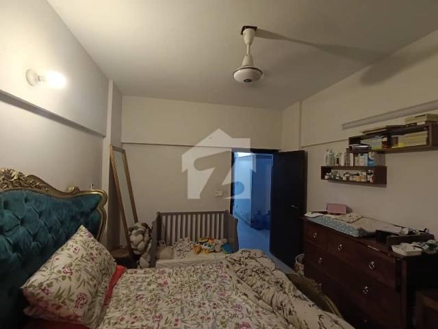 2 Bed DD Flat For Sale In Glamour Tower, Gulshan E Iqbal Block 13D/2, Karachi