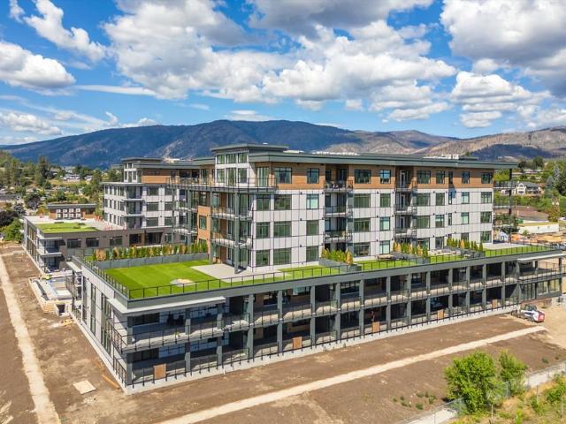 2 Bed + Den – Lakeview Heights West Kelowna