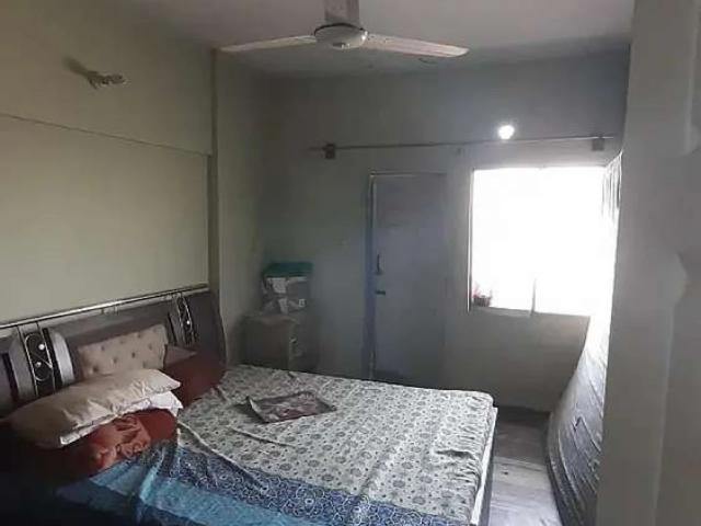 2 Bed Drawing Dinning Flat For Sale in Investors Rate Karachi Gulshan E Iqbal Block 13 ID 34163