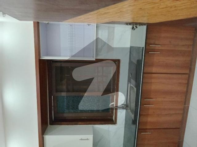 2 bed drawing flat for rent in tariq road