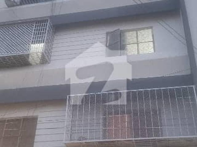 2 Bed Drawing Loung Second Floor Three Bedroom Dash Bar Nine TV Lawn West Opennd Floor Tiles Floring