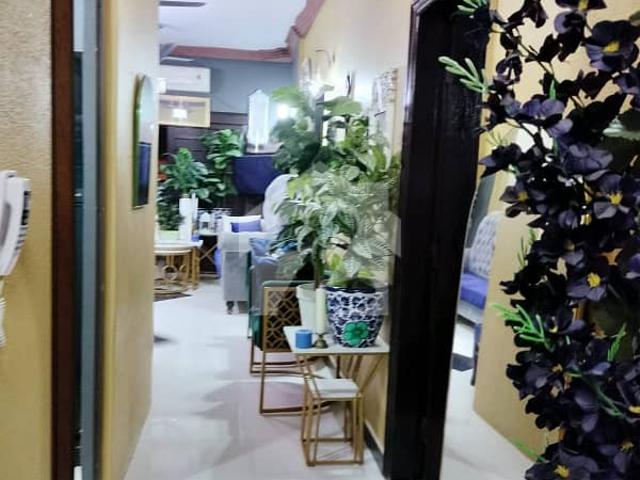 2 Bed Drawing Lounge Well Maintained for Sale
