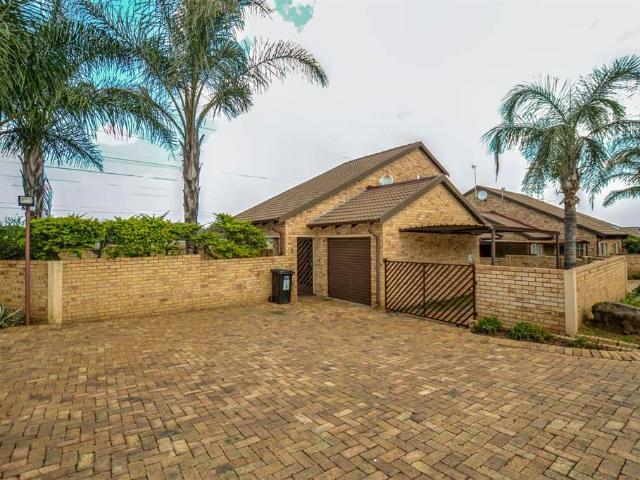 2 Bed Duplex in Amberfield
