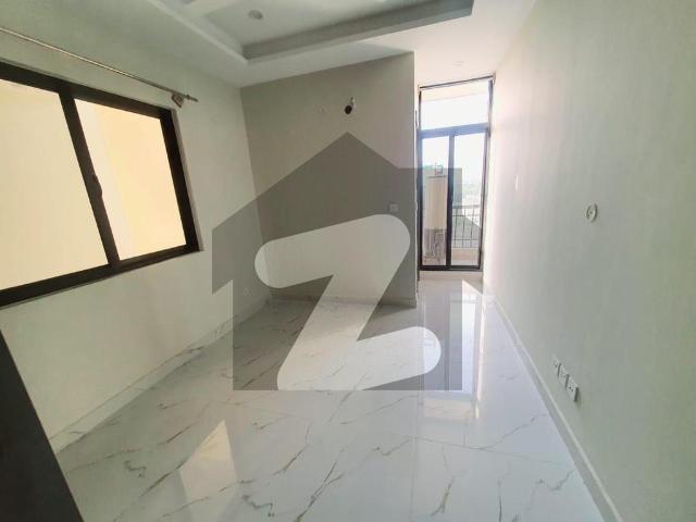 2 Bed Flat Available For Rent In G11 The Arch