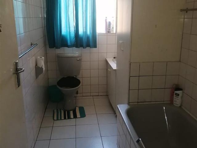 2 Bed Flat in Lydenburg