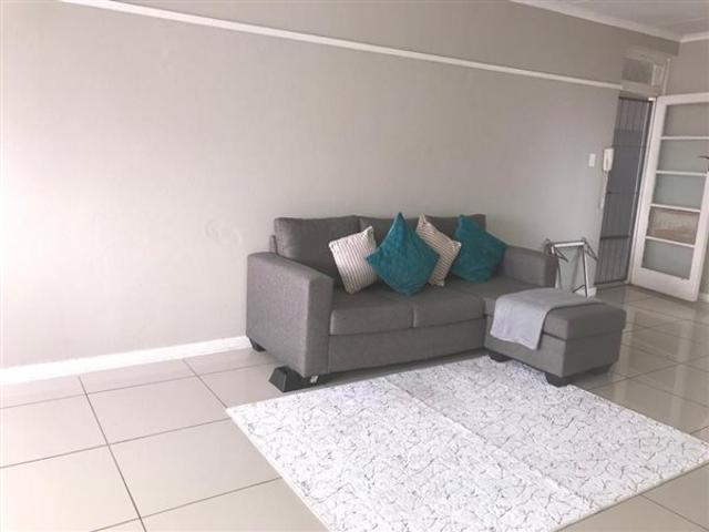 2 Bed Flat in Quigney