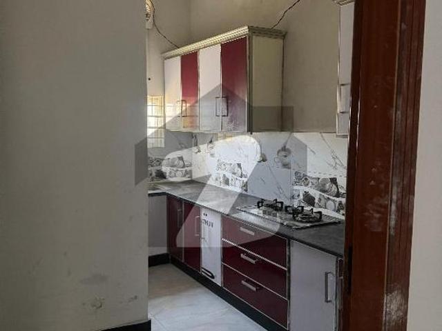 2 Bed Flat With Attached Bath On 1st Floor Available For Rent In Formanites Housing Scheme