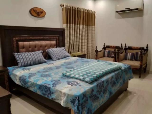 2 bed fully furnished apartment for rent near park Lahore Bahria Town ID 57732