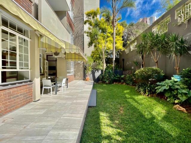 2 Bed Furnished Apartmet for Rent in Rosebank