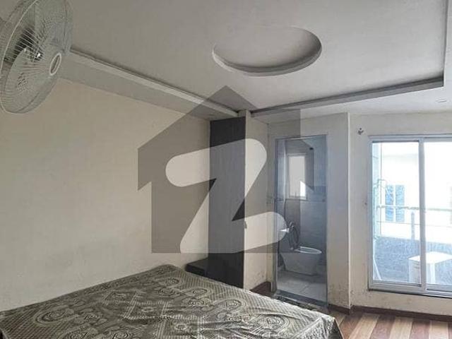 2 Bed Furnished Flat Transferable For Sale