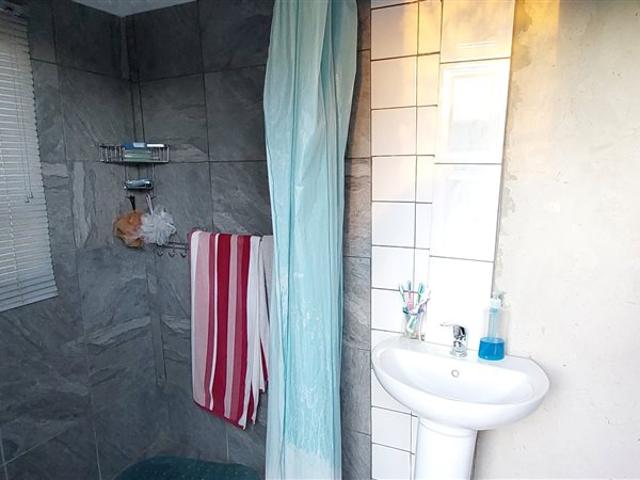 2 Bed House in Thabong