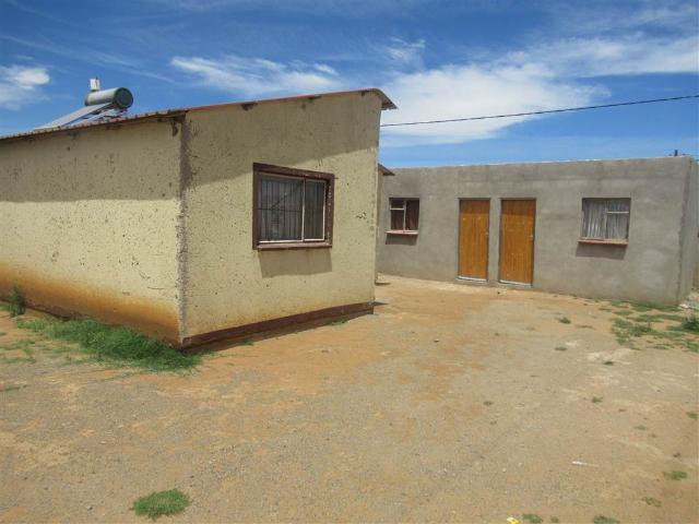 2 Bed House in Thabong