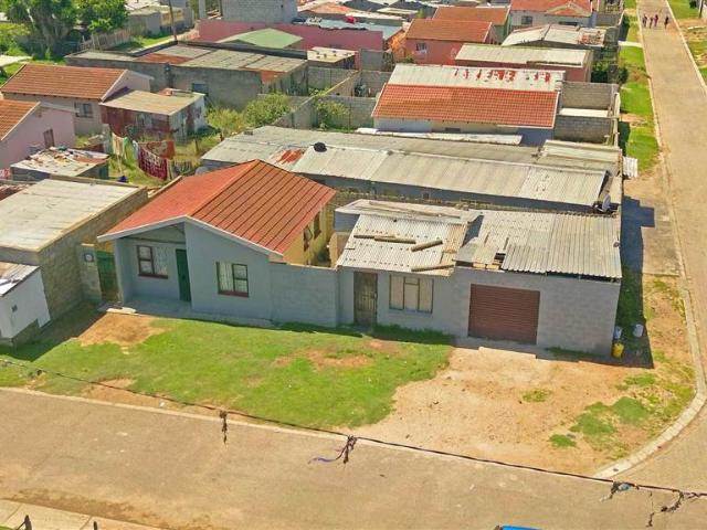 2 Bedroom House in Bloemendal