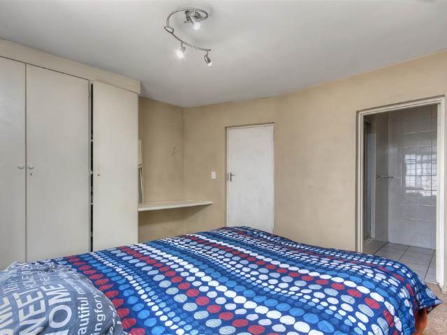 2 Bed House in Bryanston