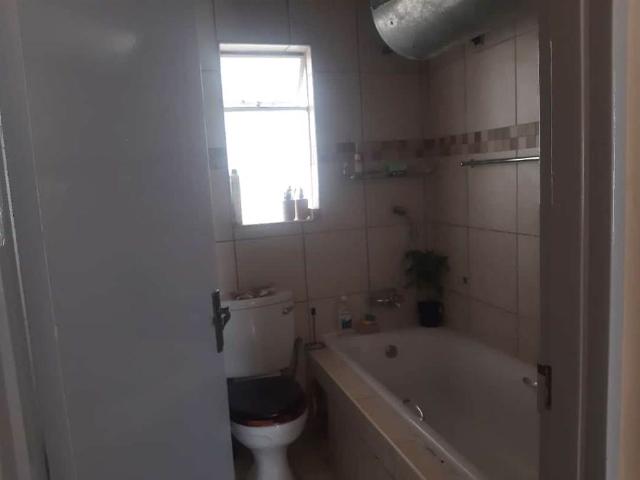 2 Bed House in Fleurhof