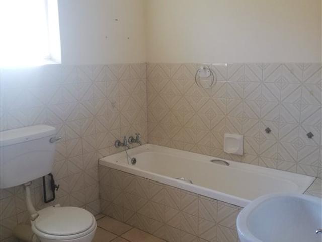 2 Bed House in Hennenman
