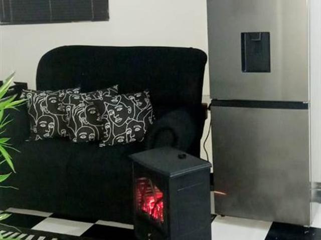 2 Bedroom House in Mpophomeni