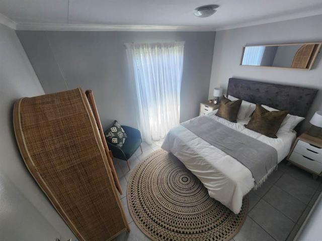 2 Bed House in Roodekop