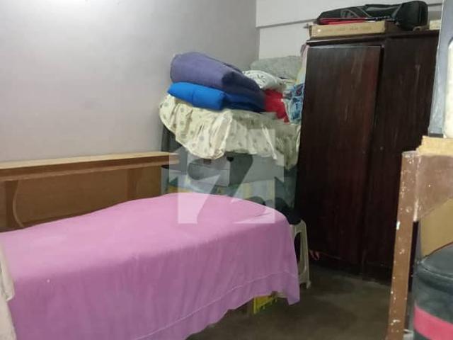 2 bed lounge available for sale