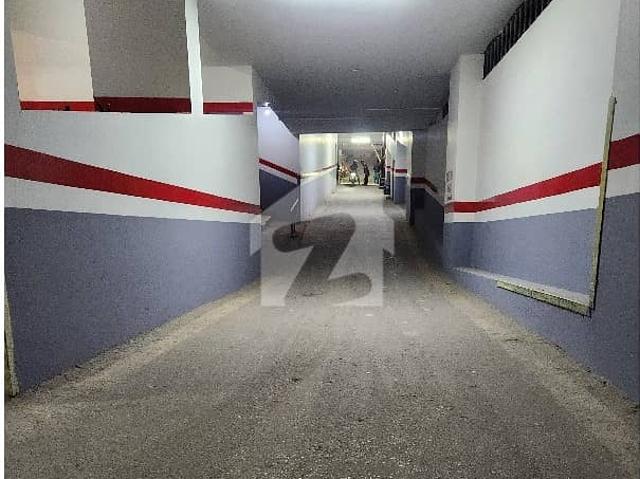 2 Bed Lounge Flat Main Rashid Minhas Road