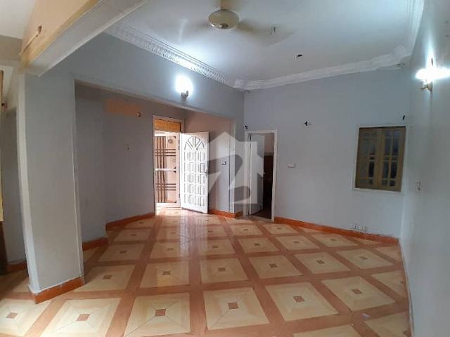 2 bed lounge portion for rent gulshan e iqbal 13d1 zuberi park