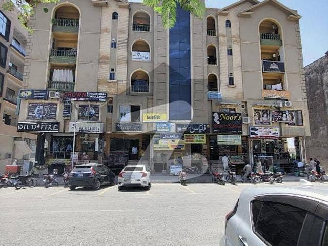 2 Bed Luxury Apartment on 4rth Floor Available For Sale in Block B Main Markaz