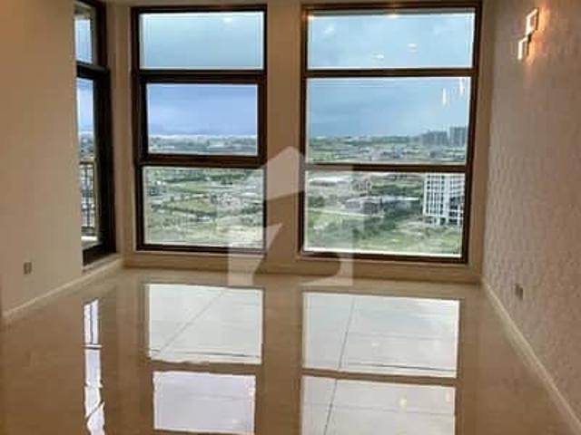 2 bed luxury semi furnished apartment for sale on investor rate in gulberg green
