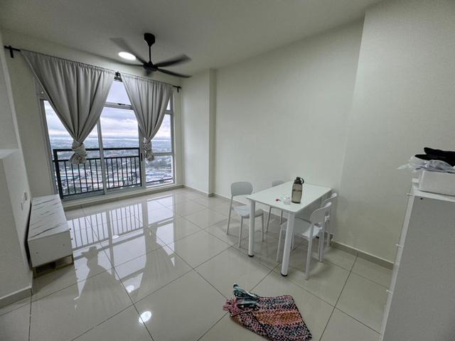 2 Bed Midas Seri Alam For Sale High Floor Unblock Masai Full Loan 100