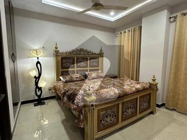 2 Bed FURNISHED FLAT Available main markaz