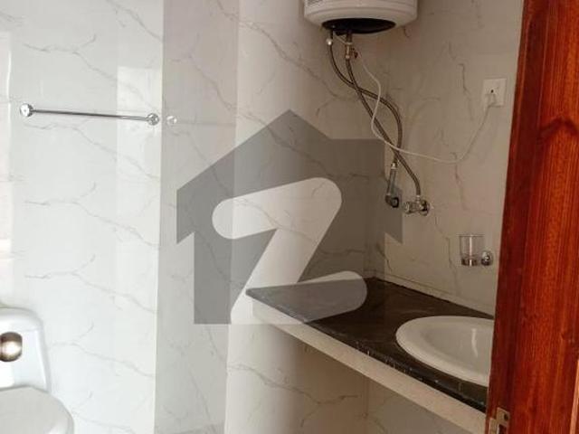 2 Bed Non Furnished Apartments Available For Rent Gulberg Green Prime Location Gulberg Greens
