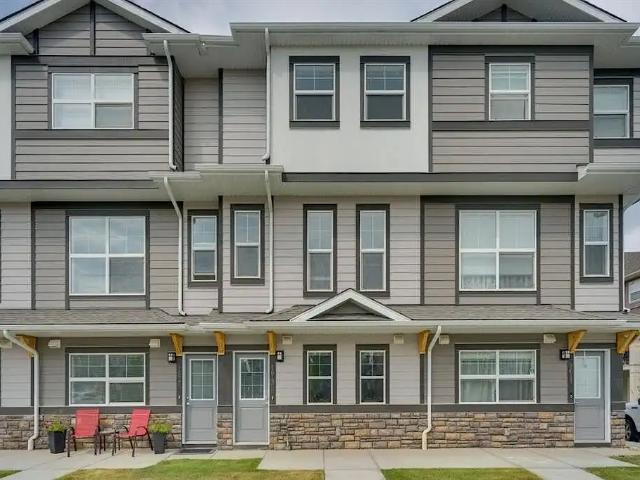 2 bedroom/2.5 bathroom townhome in Safe and Secure Community of Legacy