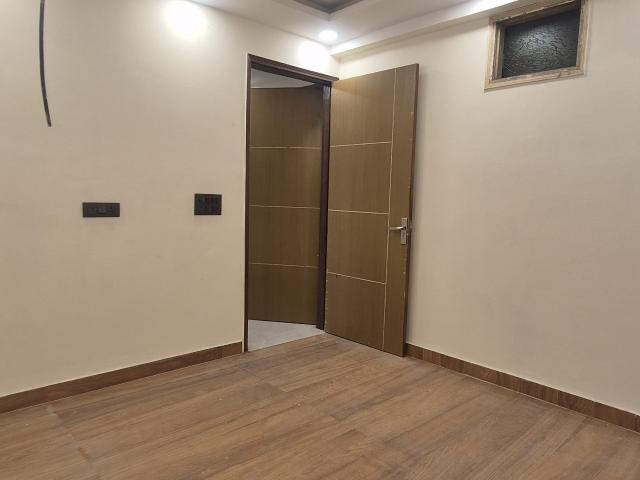 2 Bedroom 1000 Sq.Ft. Builder Floor in Sultanpur Delhi Listing ID: #9601