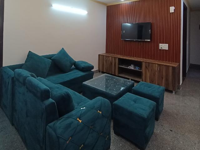 2 Bedroom 1000 Sq.Ft. Builder Floor in Saket Delhi Listing ID: #9585