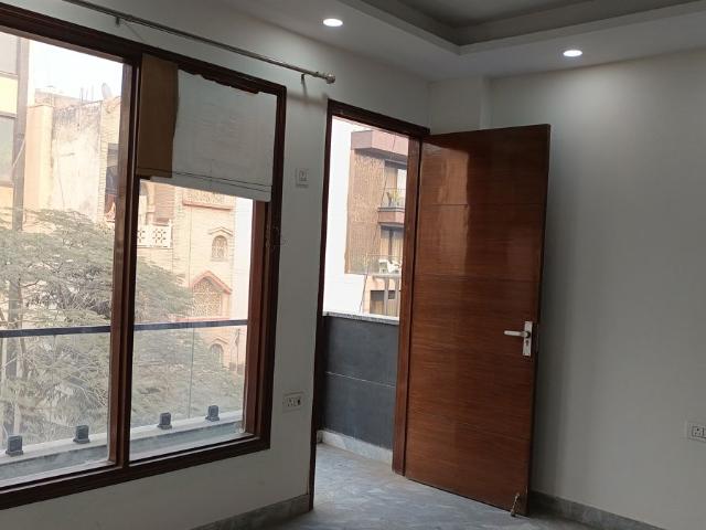 2 Bedroom 1000 Sq.Ft. Builder Floor in West Patel Nagar Delhi Listing ID: #9887