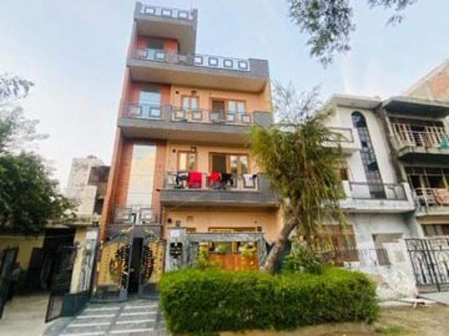 2 Bedroom 100 Sq.Mt. Independent House in Alpha Ii Greater Noida Listing ID: #9947
