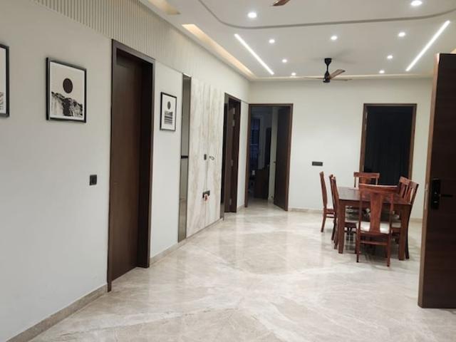 2 Bedroom 100 Sq.Yd. Builder Floor in Kalkaji Delhi Listing ID: #10020