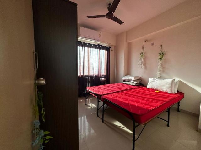 2 Bedroom 1100 Sq.Ft. Apartment in Shyamal Ahmedabad Listing ID: #9956