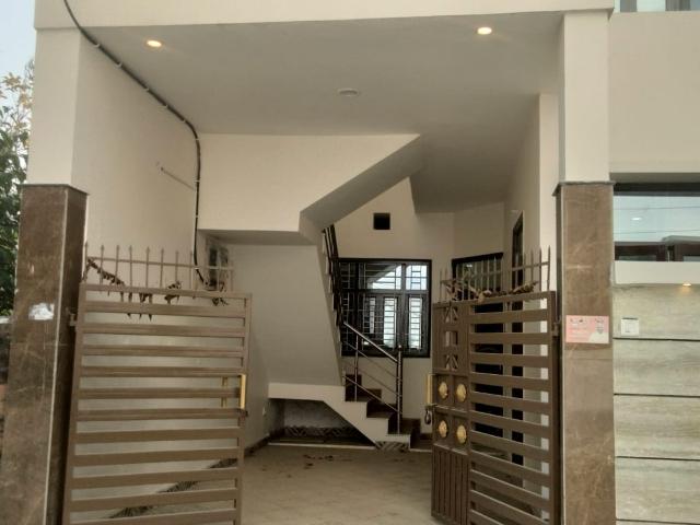 2 Bedroom 1200 Sq.Ft. Independent House in Indira Nagar Lucknow Listing ID: #9773
